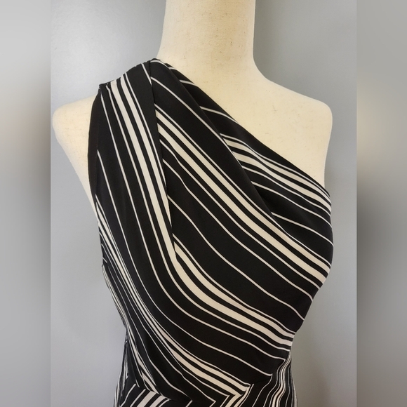 COPY - Sam Edelman Black/White Striped One Shoulder Midi Dress With Front Slit - Picture 5 of 10